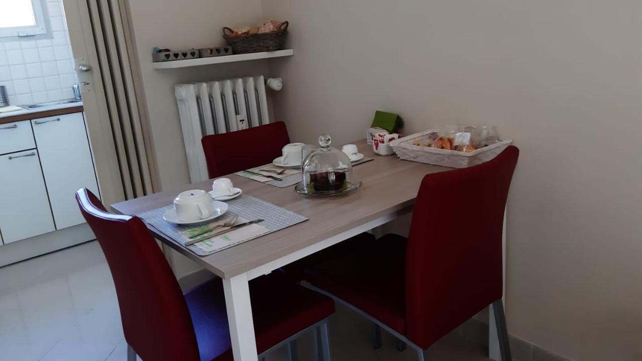 Apartment Borgo Olivetti Ivrea Esterno foto